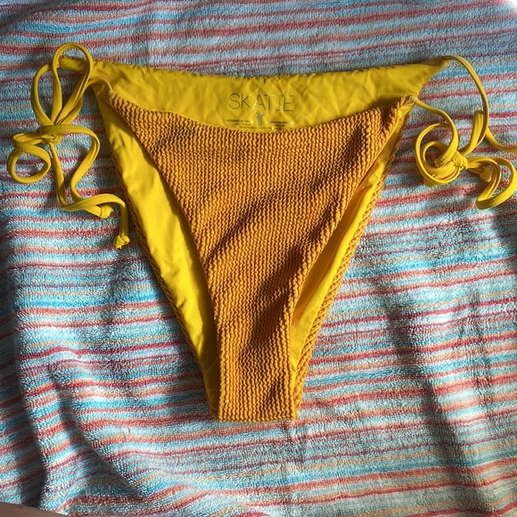 Skatie SUNSHINE Vera bikini bottoms Small - New - Picture 4 of 9